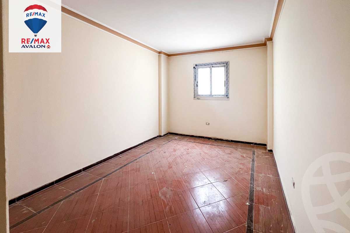 https://aqarmap.com.eg/ar/listing/6234353-for-sale-alexandria-lauran-shr-bw-qyr-tryq-lhry
