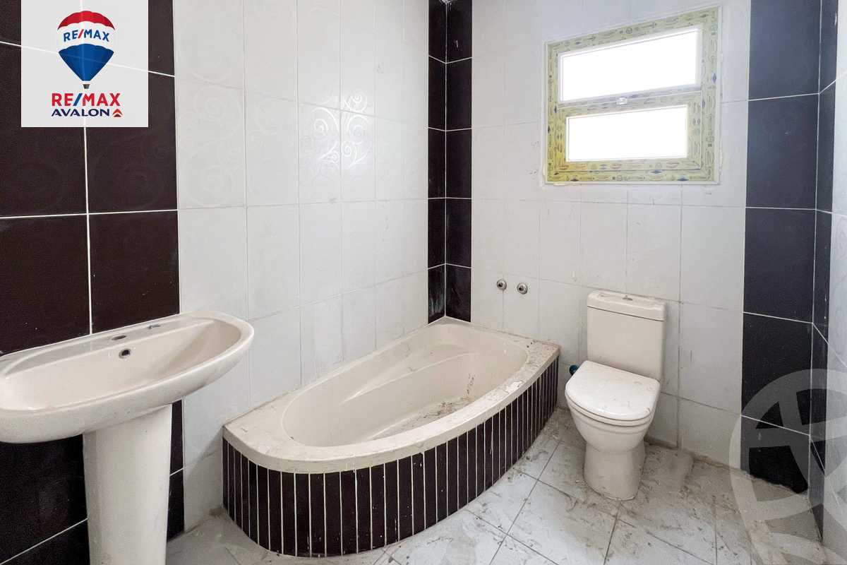 https://aqarmap.com.eg/ar/listing/6234353-for-sale-alexandria-lauran-shr-bw-qyr-tryq-lhry