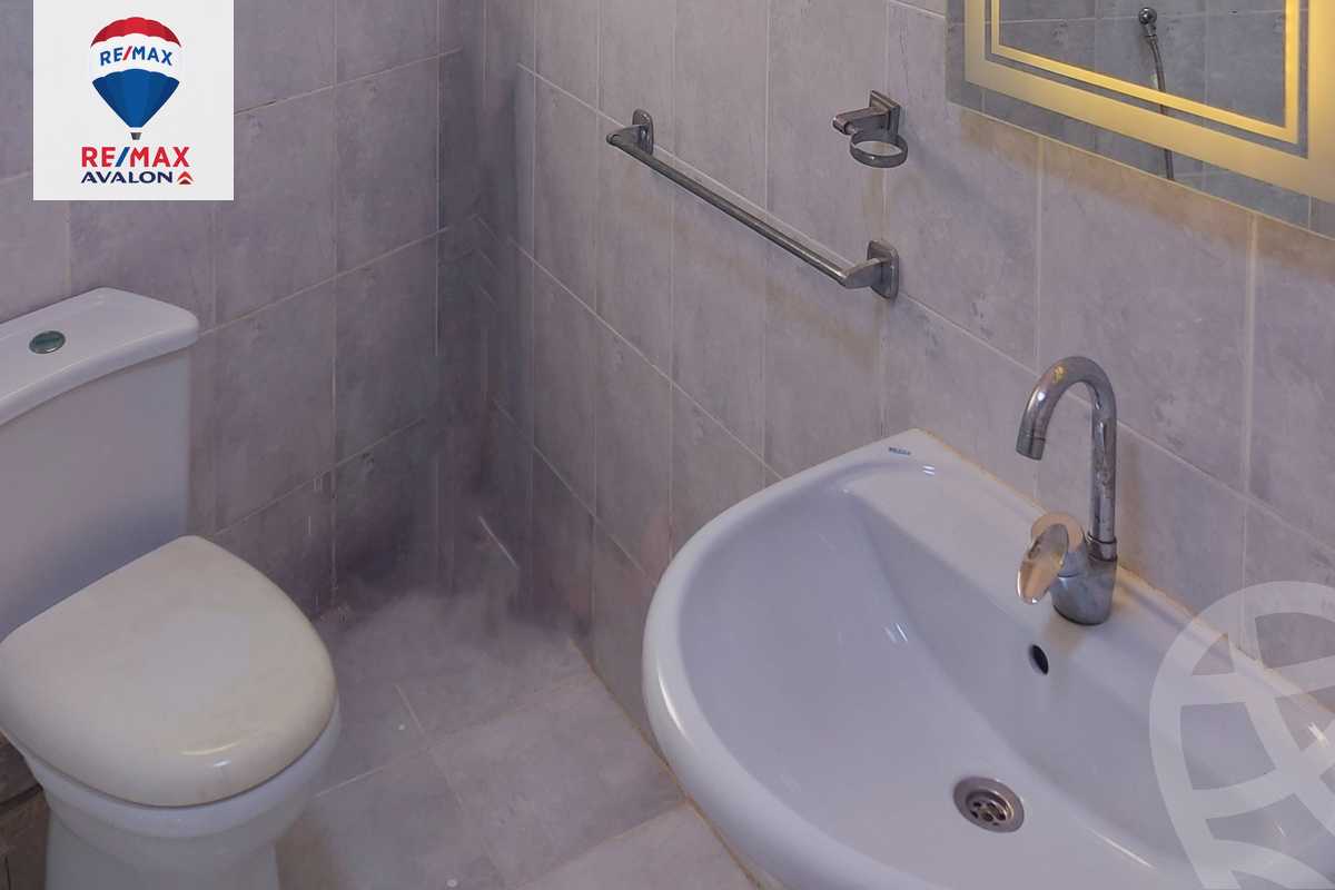 https://aqarmap.com.eg/ar/listing/6240971-for-sale-alexandria-alexandria-marsa-matrouh-rd