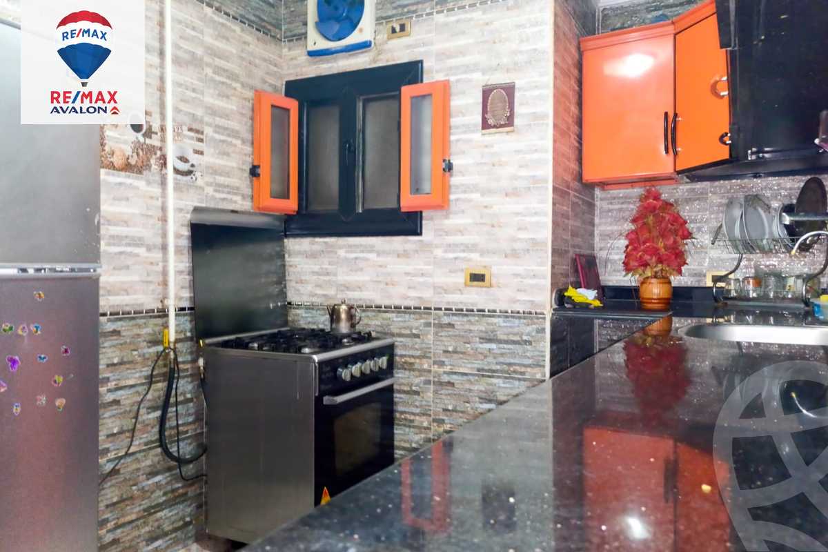 https://aqarmap.com.eg/en/listing/6254087-for-rent-alexandria-zezenia-el-amir-gameel-st