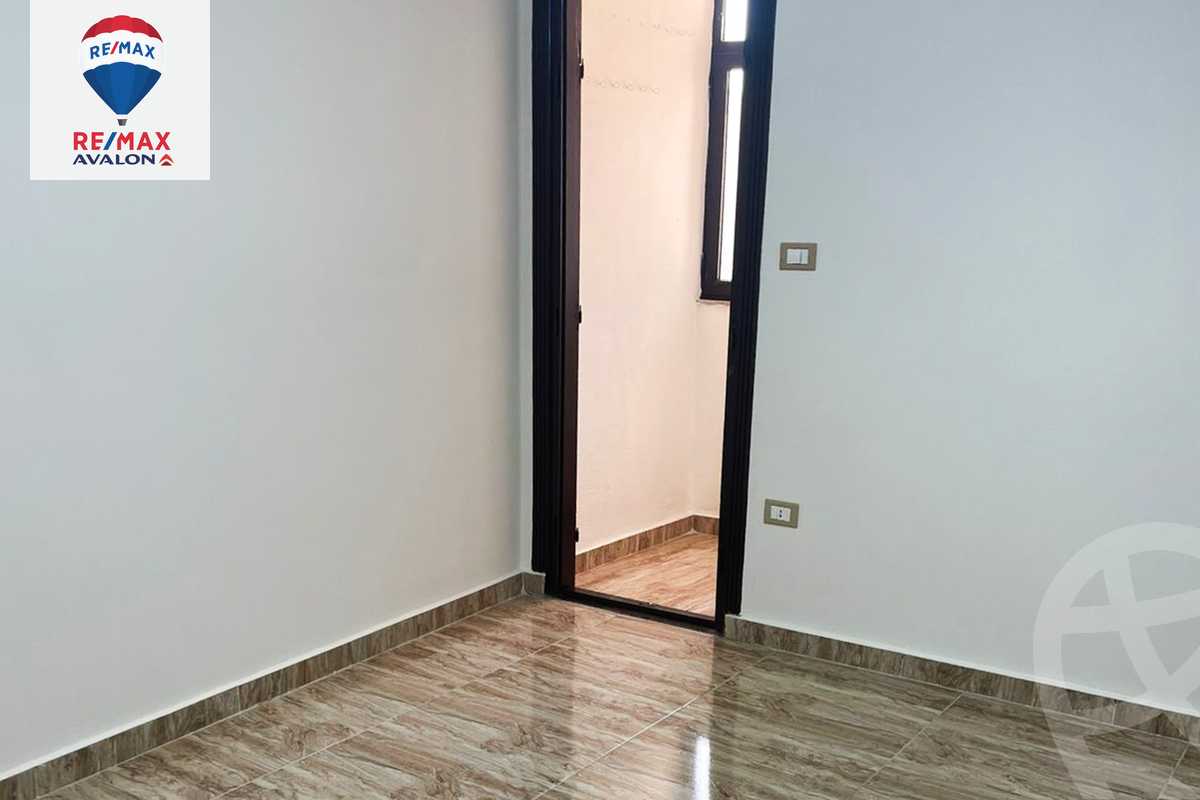 https://aqarmap.com.eg/ar/listing/6254695-for-rent-alexandria-zezenia-abd-el-salam-aref-st