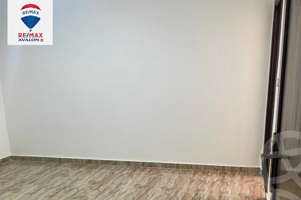 https://aqarmap.com.eg/ar/listing/6254695-for-rent-alexandria-zezenia-abd-el-salam-aref-st