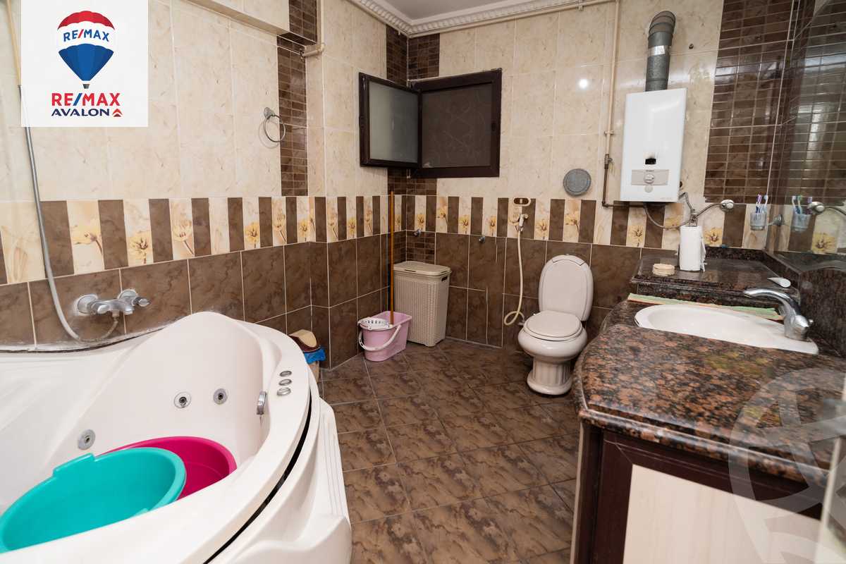 https://aqarmap.com.eg/en/listing/6254786-for-sale-alexandria-bolekly-dr-borgi-st