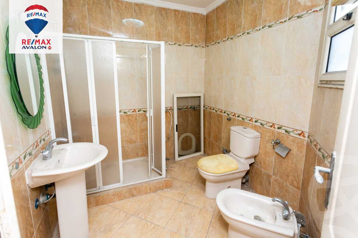 https://aqarmap.com.eg/en/listing/6256457-for-sale-alexandria-camp-cesar-el-gaish-rd