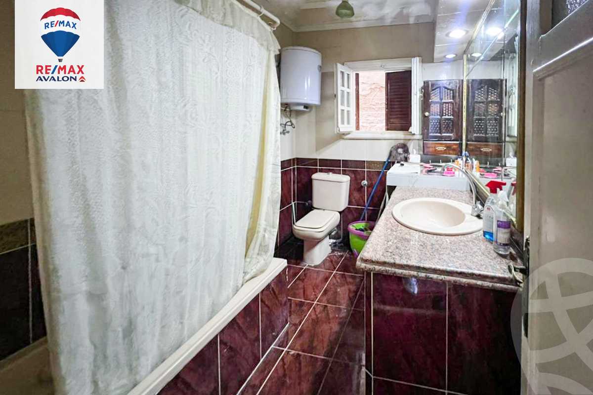 https://aqarmap.com.eg/ar/listing/6256532-for-sale-alexandria-lauran-shaarawy-st