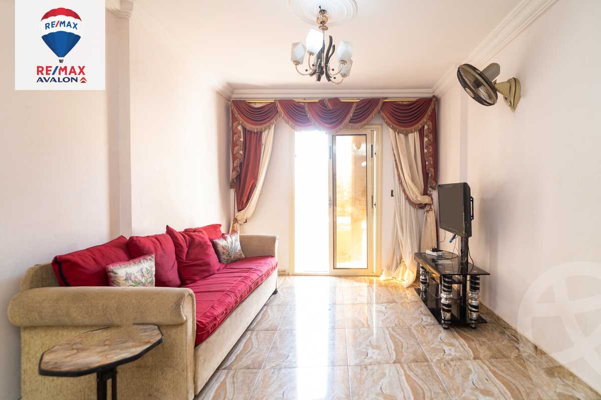 https://aqarmap.com.eg/ar/listing/6262606-for-sale-alexandria-miami-khld-bn-lwlyd