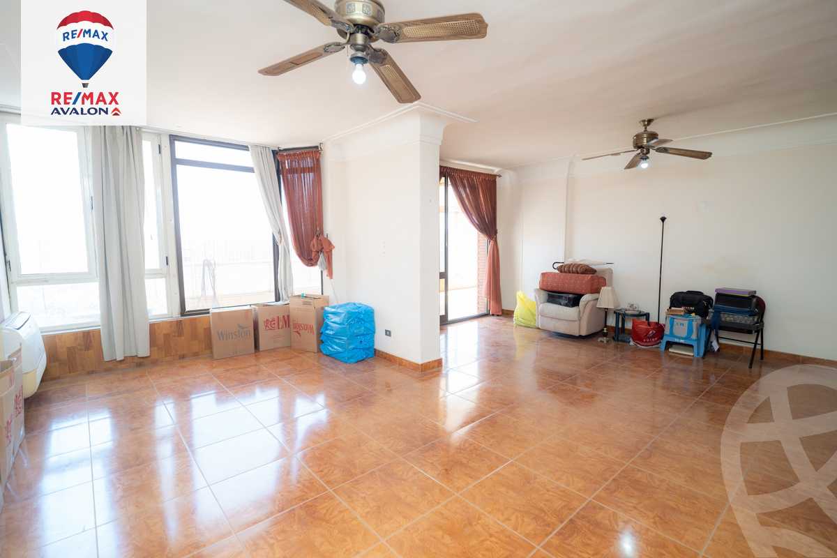 https://aqarmap.com.eg/ar/listing/6265120-for-sale-alexandria-sporting-omar-lotfy-st