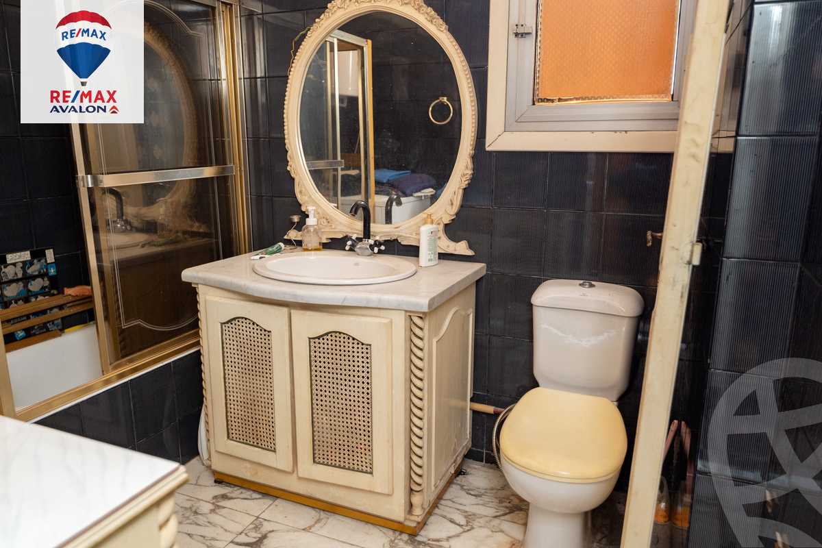 https://aqarmap.com.eg/ar/listing/6265120-for-sale-alexandria-sporting-omar-lotfy-st