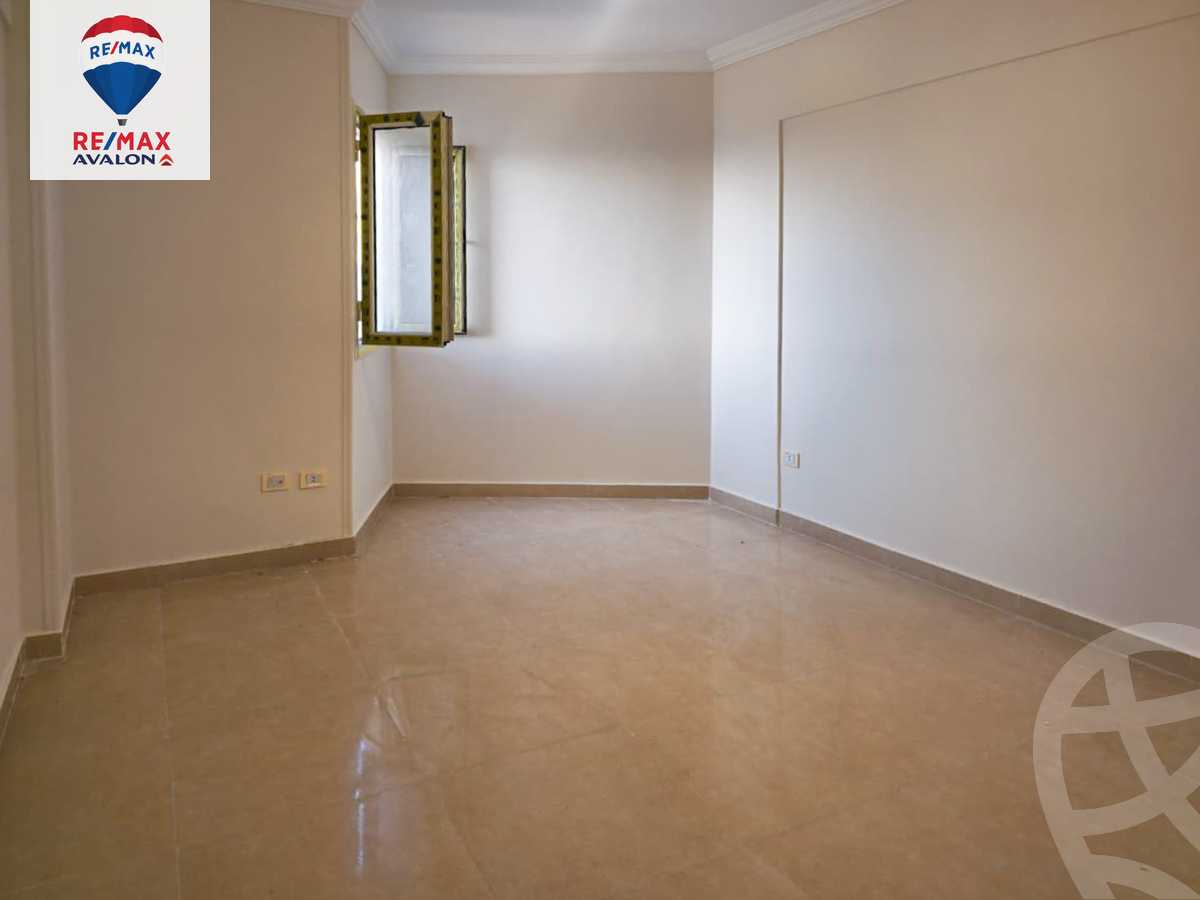 https://aqarmap.com.eg/ar/listing/6265898-for-sale-alexandria-camp-cesar-el-gaish-rd