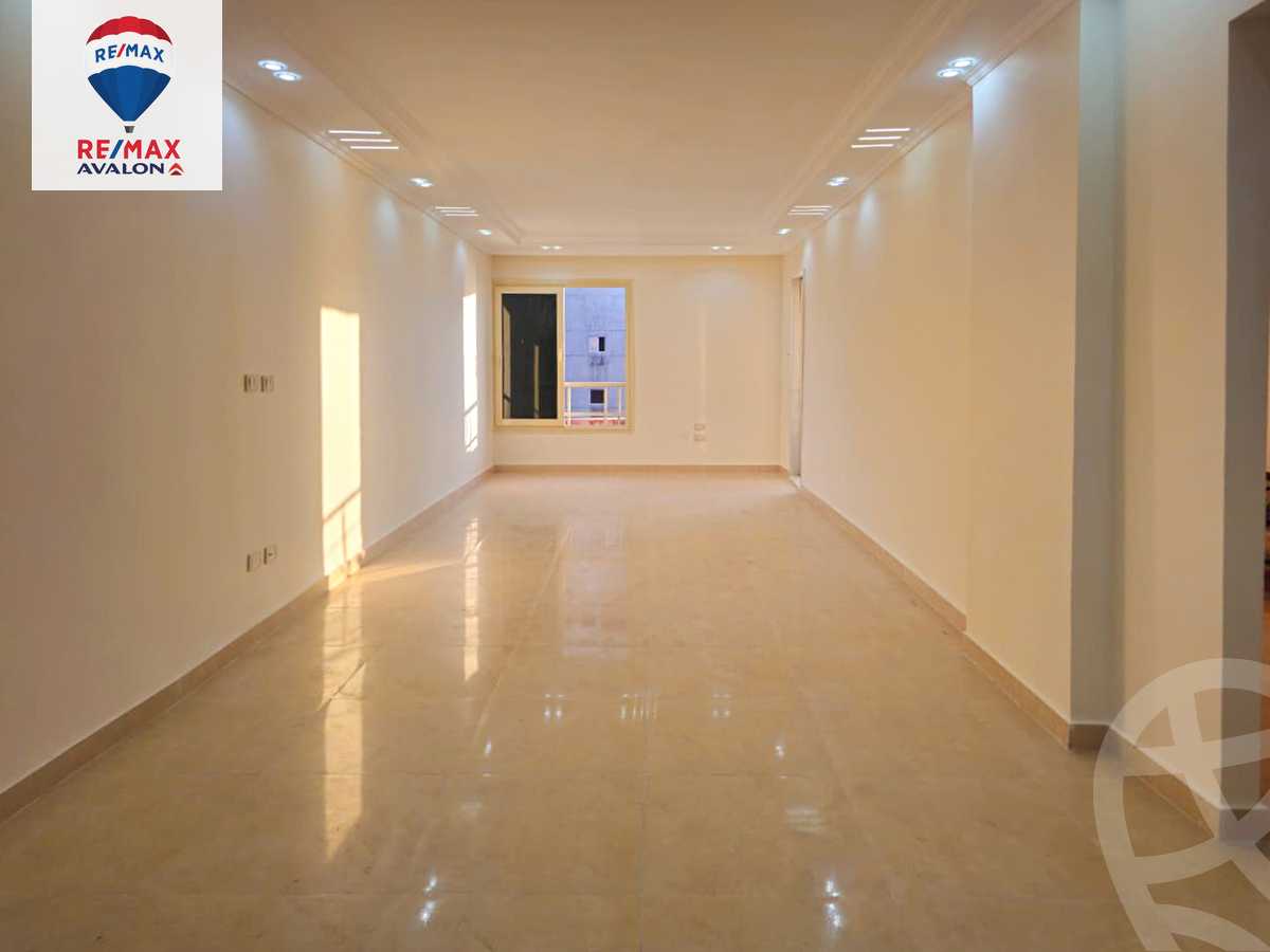 https://aqarmap.com.eg/ar/listing/6265898-for-sale-alexandria-camp-cesar-el-gaish-rd