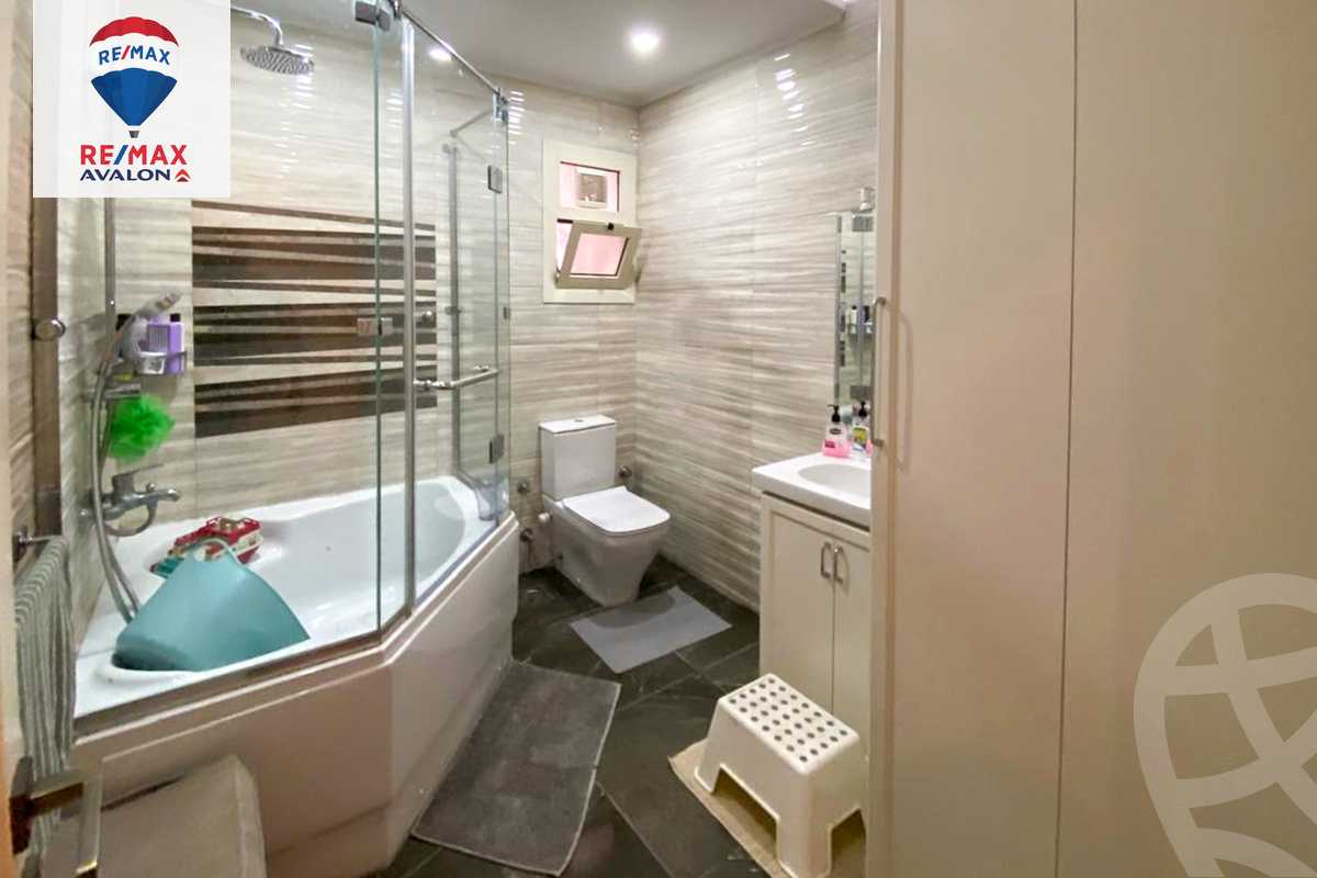 https://aqarmap.com.eg/ar/listing/6265940-for-sale-alexandria-zezenia-mahmoud-el-deeb-st