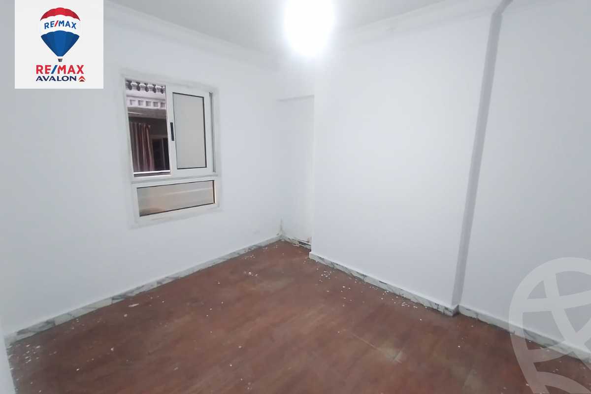 https://aqarmap.com.eg/en/listing/6266275-for-sale-alexandria-sydy-bshr-sydy-bshr-bhry-gamal-abd-el-nasir-st