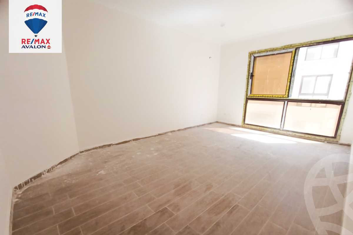 https://aqarmap.com.eg/en/listing/6266335-for-rent-alexandria-smouha-compounds-in-smouha-valore-antoniadis-compound-el-ghonimy