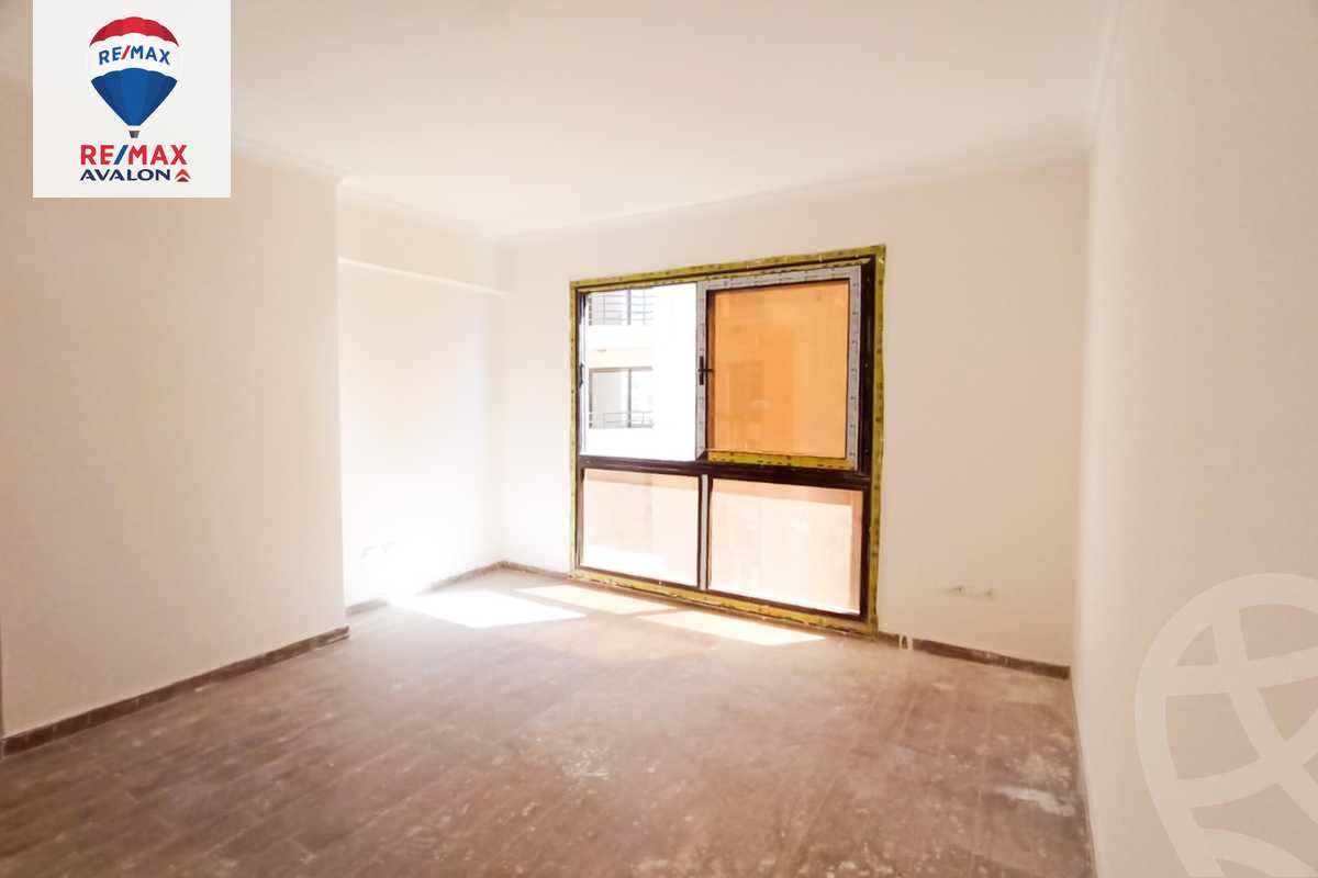 https://aqarmap.com.eg/en/listing/6266335-for-rent-alexandria-smouha-compounds-in-smouha-valore-antoniadis-compound-el-ghonimy