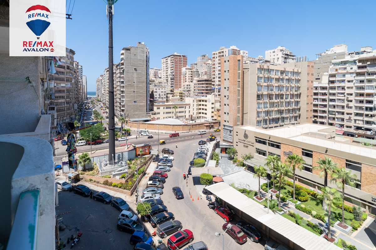 https://aqarmap.com.eg/ar/listing/6266517-for-sale-alexandria-miami-shr-jml-bd-lnsr