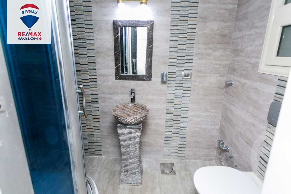https://aqarmap.com.eg/ar/listing/6271392-for-sale-alexandria-camp-cesar-el-gaish-rd