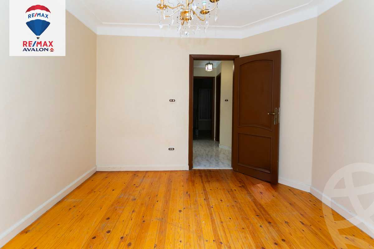 https://aqarmap.com.eg/ar/listing/6277301-for-sale-alexandria-camp-cesar-abd-el-moneim-sanad-st