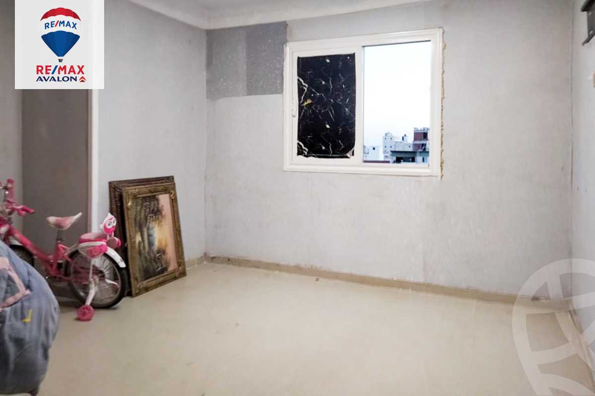 https://aqarmap.com.eg/ar/listing/6279650-for-sale-alexandria-sydy-bshr-sydy-bshr-bhry-shr-mhmwd-l-yswy