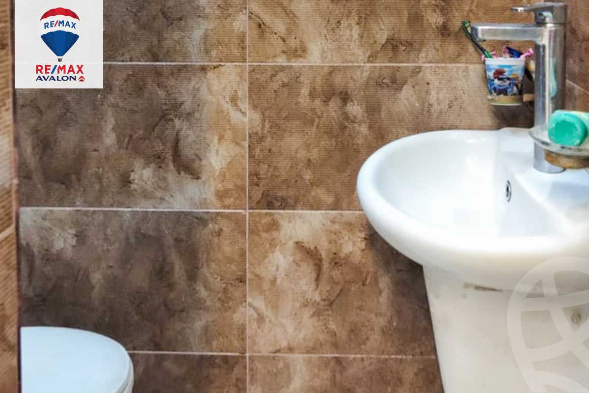https://aqarmap.com.eg/ar/listing/6279650-for-sale-alexandria-sydy-bshr-sydy-bshr-bhry-shr-mhmwd-l-yswy
