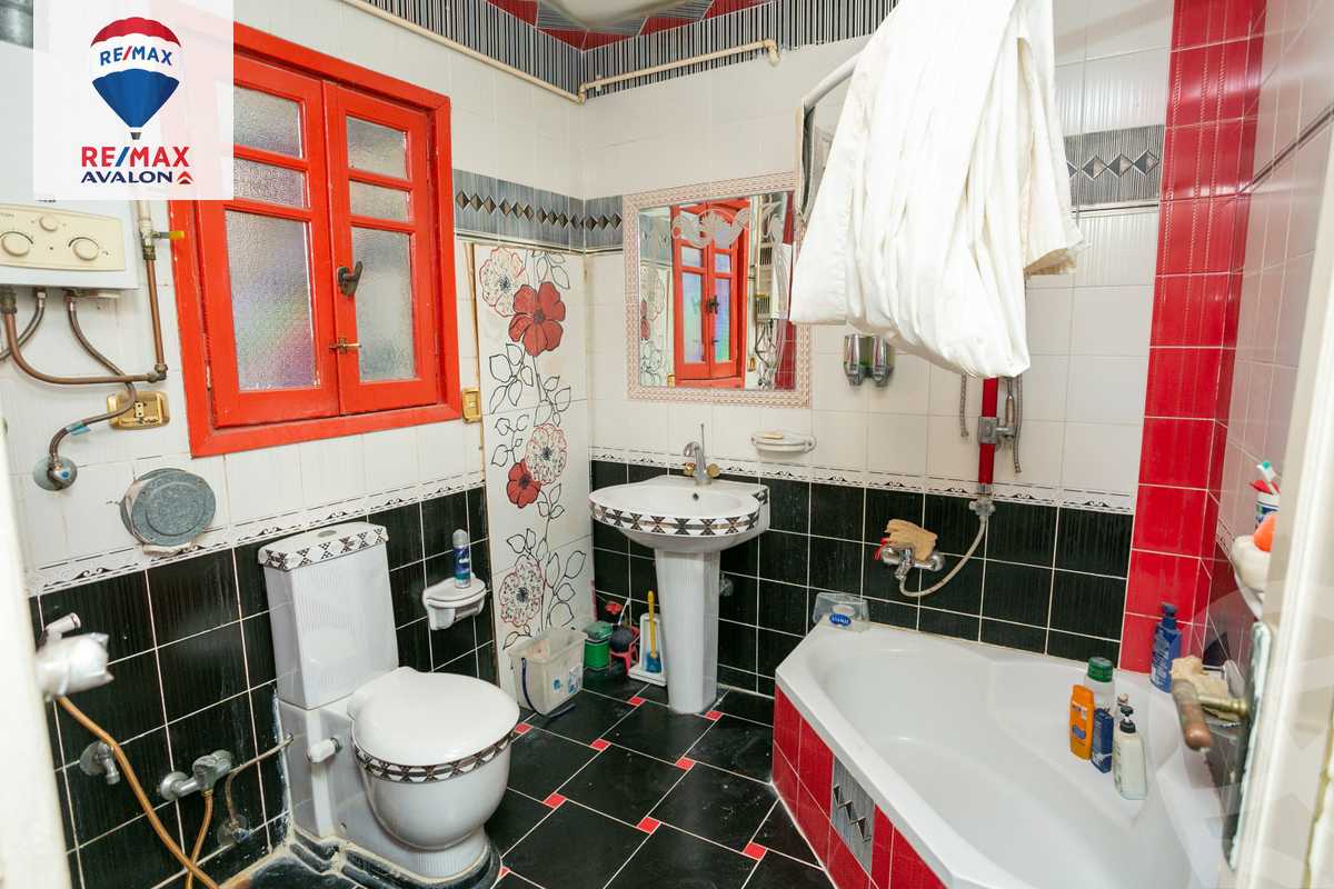 https://aqarmap.com.eg/ar/listing/6279938-for-sale-alexandria-camp-cesar-abd-el-moneim-sanad-st
