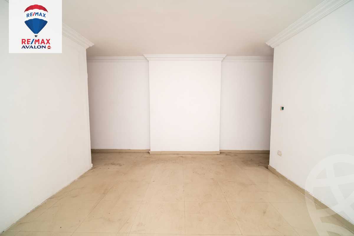 https://aqarmap.com.eg/en/listing/6282784-for-sale-alexandria-glim-hedaya-basha-st