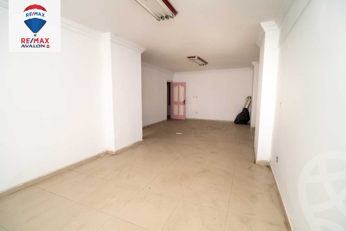 https://aqarmap.com.eg/en/listing/6282784-for-sale-alexandria-glim-hedaya-basha-st