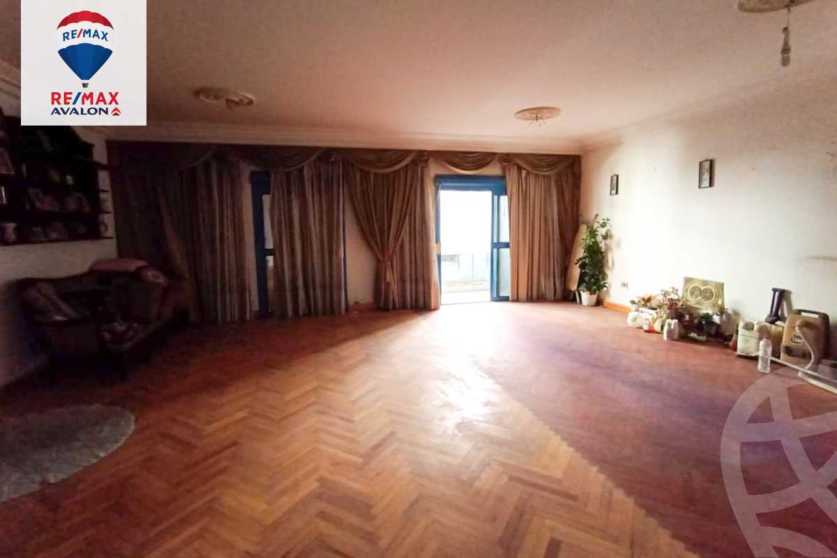 https://aqarmap.com.eg/en/listing/6283081-for-sale-alexandria-lauran-ibrahim-naseer-st
