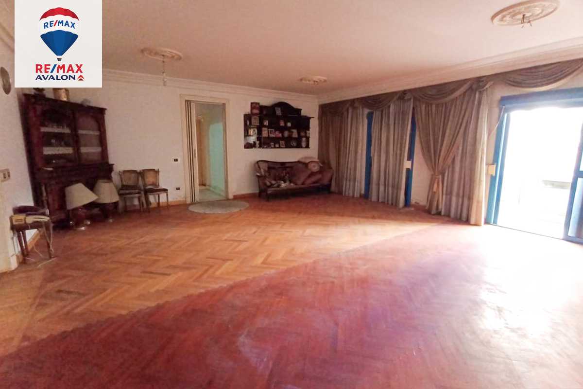 https://aqarmap.com.eg/en/listing/6283081-for-sale-alexandria-lauran-ibrahim-naseer-st