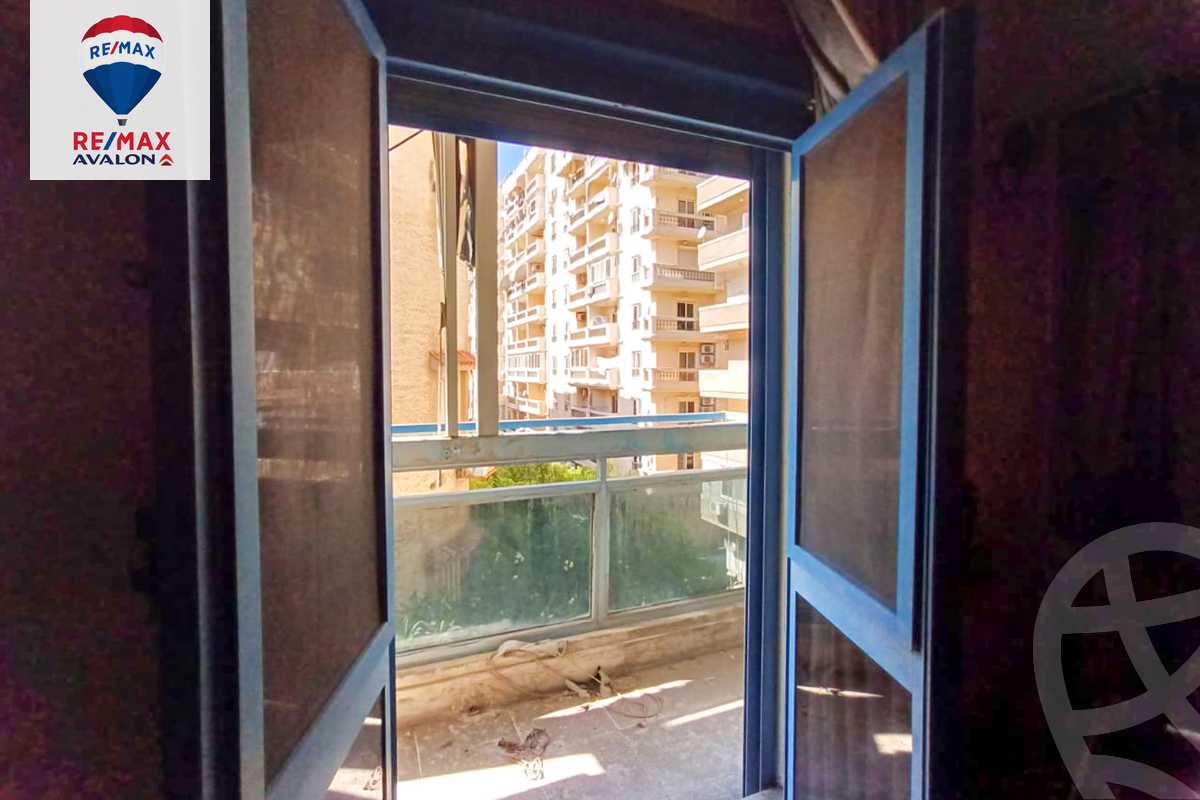 https://aqarmap.com.eg/en/listing/6283081-for-sale-alexandria-lauran-ibrahim-naseer-st