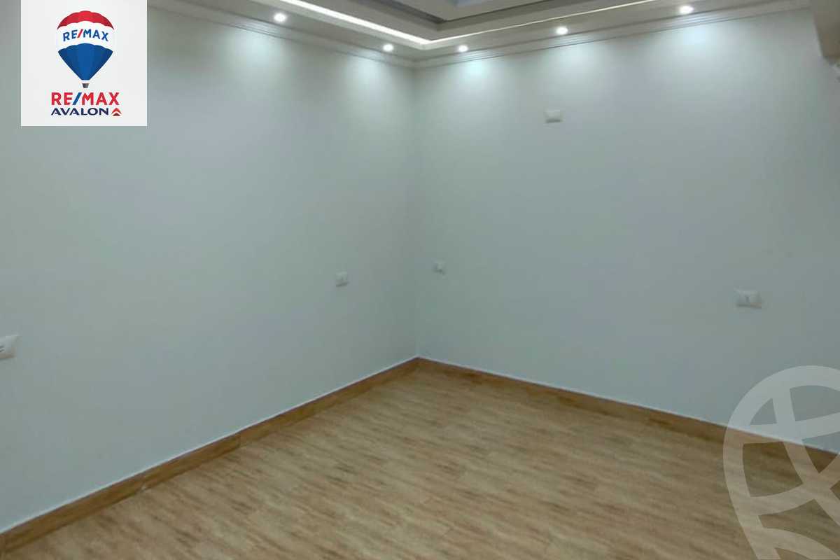 https://aqarmap.com.eg/ar/listing/6286195-for-sale-alexandria-el-mandara-shr-mlk-hfny