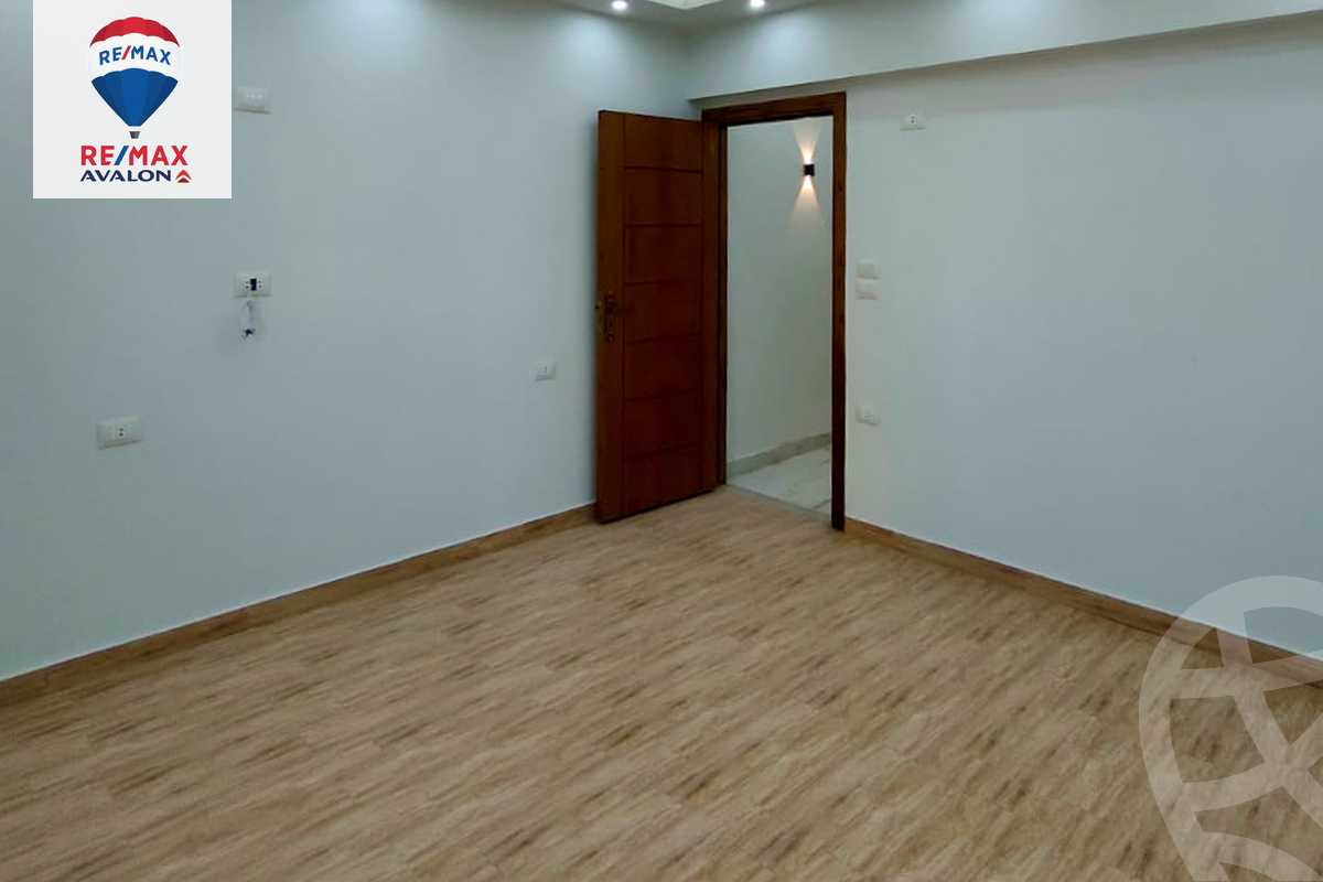https://aqarmap.com.eg/ar/listing/6286195-for-sale-alexandria-el-mandara-shr-mlk-hfny