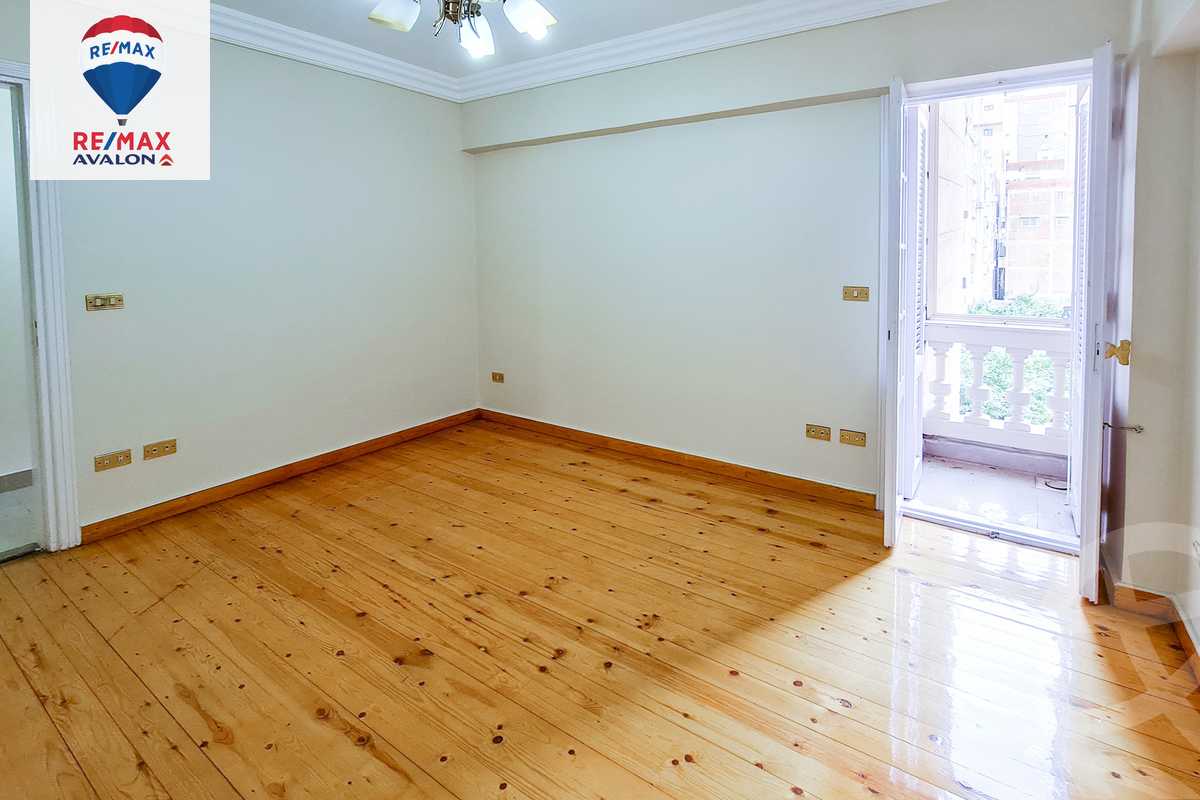 https://aqarmap.com.eg/ar/listing/6286343-for-sale-alexandria-zezenia-mostafa-abd-el-razik-st
