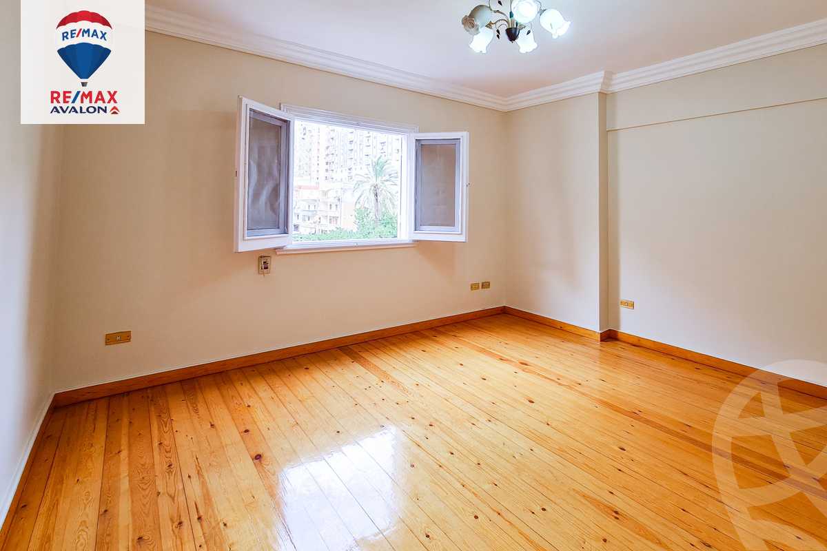 https://aqarmap.com.eg/ar/listing/6286343-for-sale-alexandria-zezenia-mostafa-abd-el-razik-st