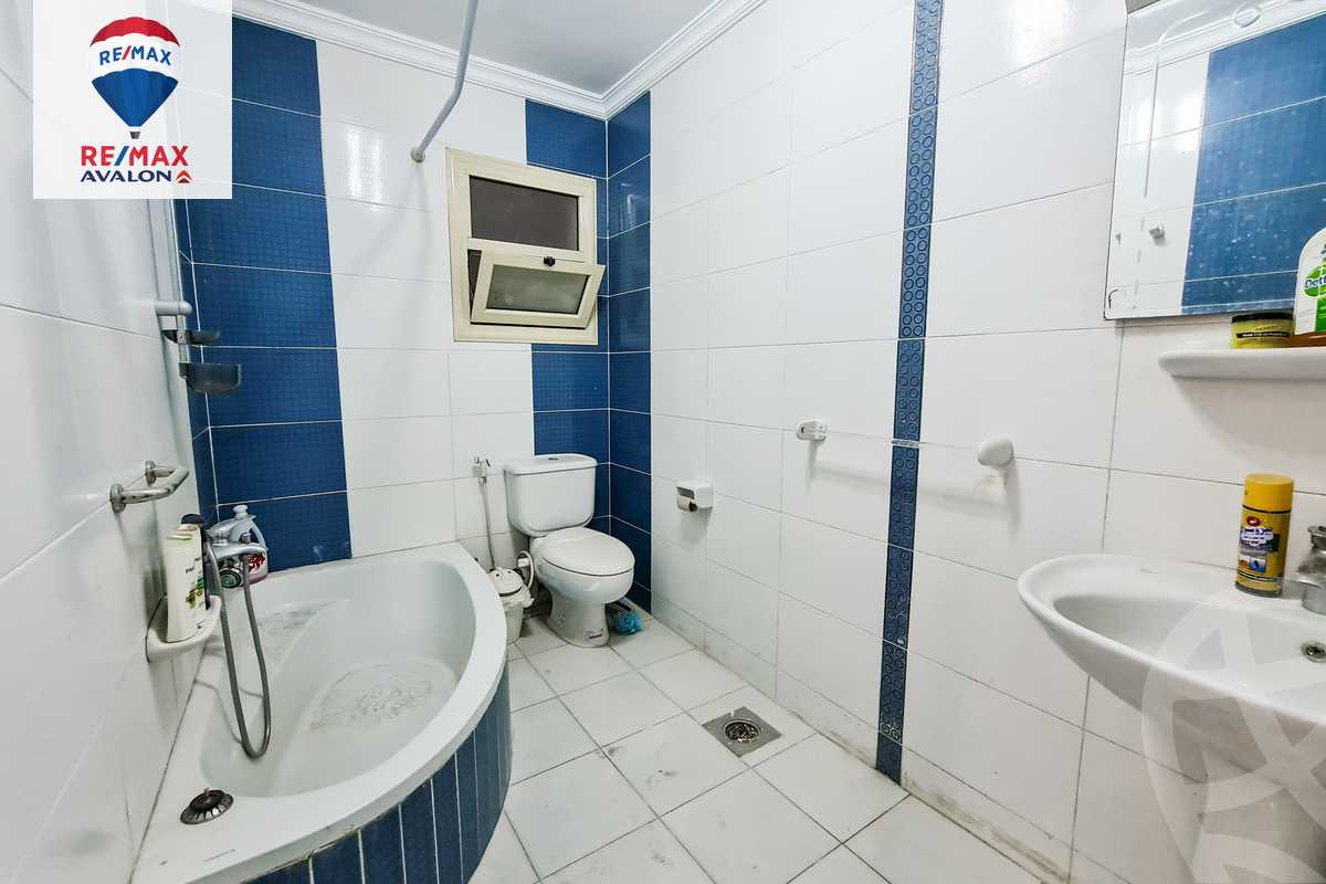https://aqarmap.com.eg/ar/listing/6286343-for-sale-alexandria-zezenia-mostafa-abd-el-razik-st