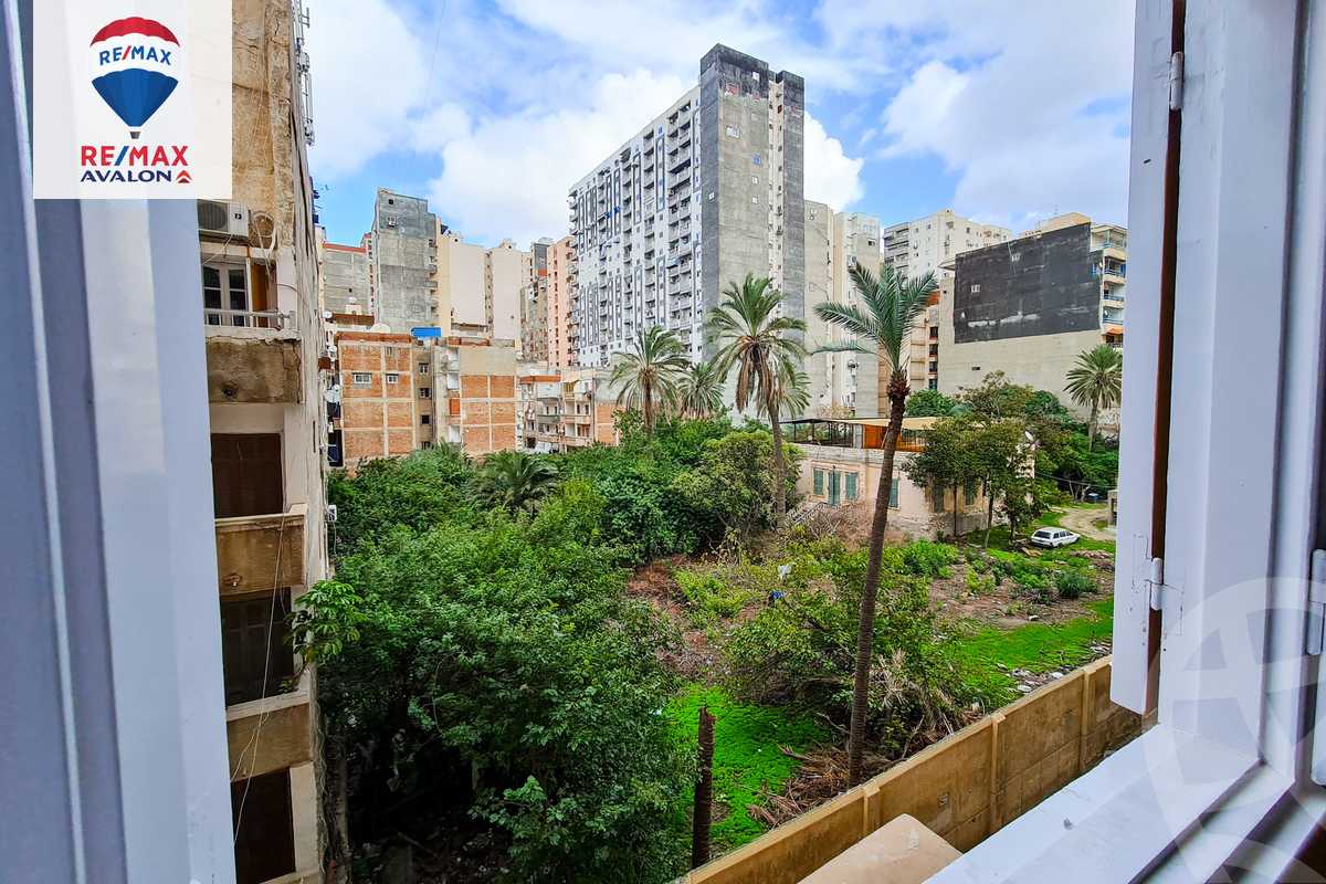 https://aqarmap.com.eg/ar/listing/6286343-for-sale-alexandria-zezenia-mostafa-abd-el-razik-st