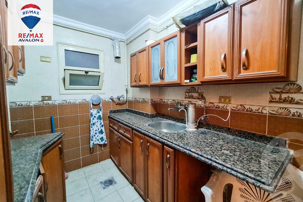 https://aqarmap.com.eg/ar/listing/6286343-for-sale-alexandria-zezenia-mostafa-abd-el-razik-st