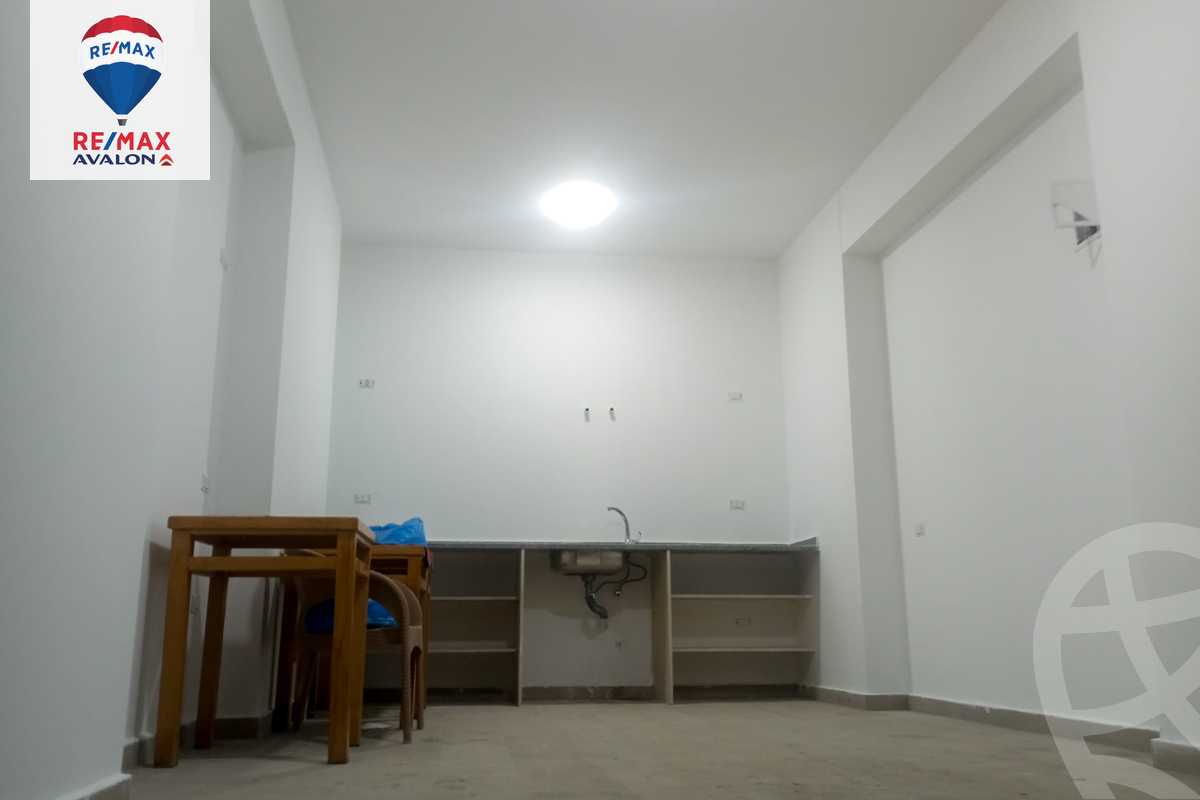 https://aqarmap.com.eg/ar/listing/6288543-for-rent-alexandria-bolekly-ibrahim-rady-st