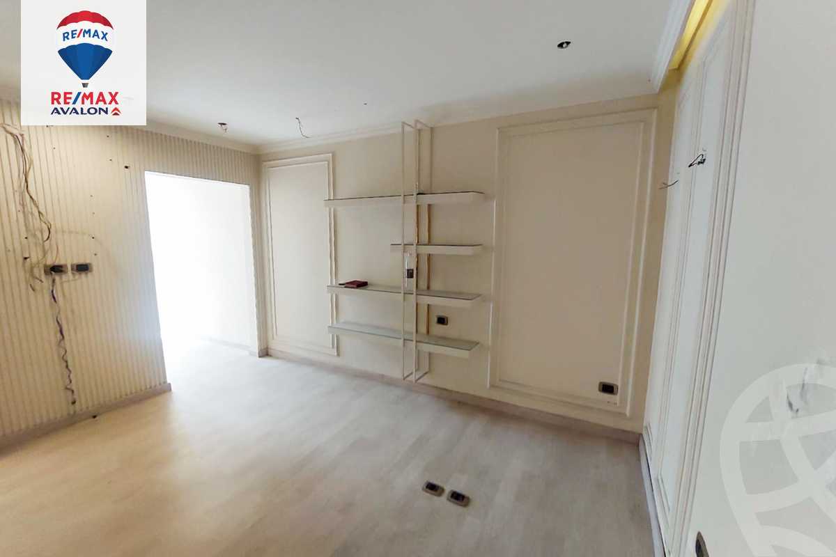 https://aqarmap.com.eg/ar/listing/6302874-for-rent-alexandria-lauran-mohammed-al-eqbal-st