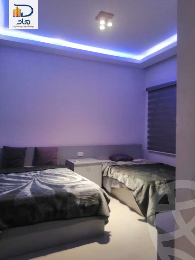 https://aqarmap.com.eg/ar/listing/3735378-for-sale-cairo-new-cairo-first-settlement-mhwr-mstfy-kml