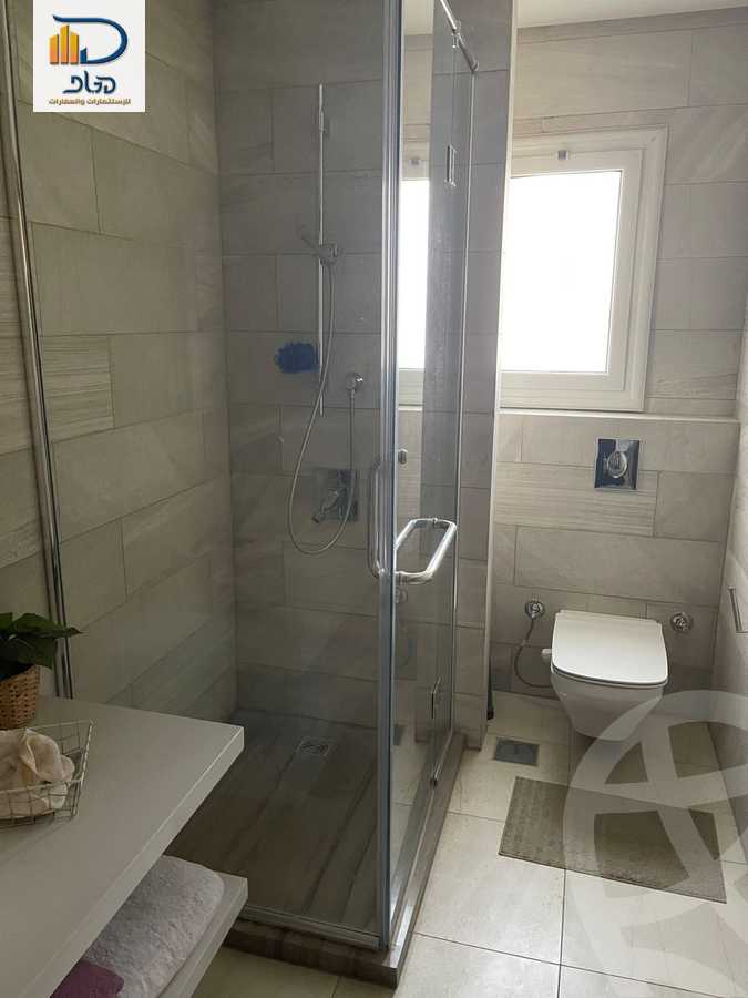 https://aqarmap.com.eg/en/listing/4107963-for-sale-cairo-new-cairo-compounds-mountain-view-hyde-park