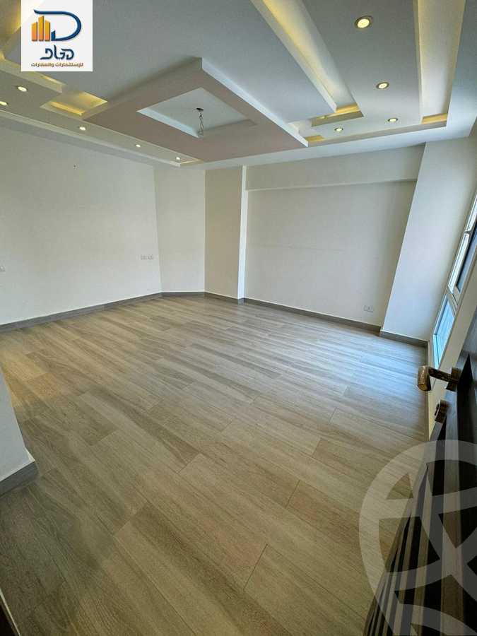 https://aqarmap.com.eg/en/listing/5225302-for-sale-cairo-new-cairo-compounds-mwrd-fq-llttwyr