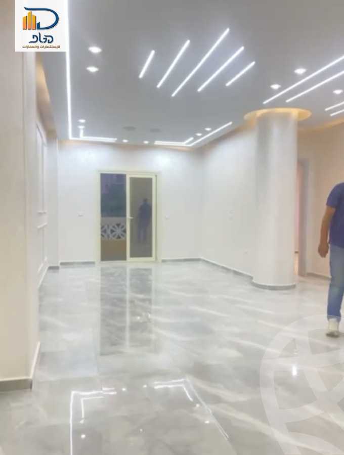 https://aqarmap.com.eg/en/listing/5392916-for-sale-cairo-new-cairo-compounds-la-maison-compound