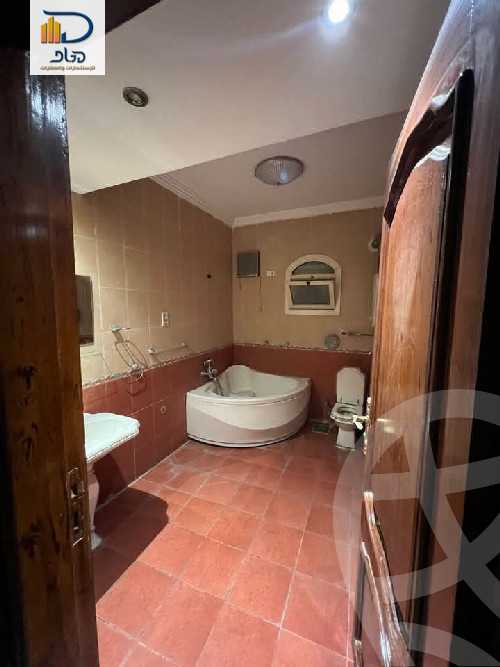 https://aqarmap.com.eg/ar/listing/5402238-for-rent-cairo-new-cairo-el-diplomaseen