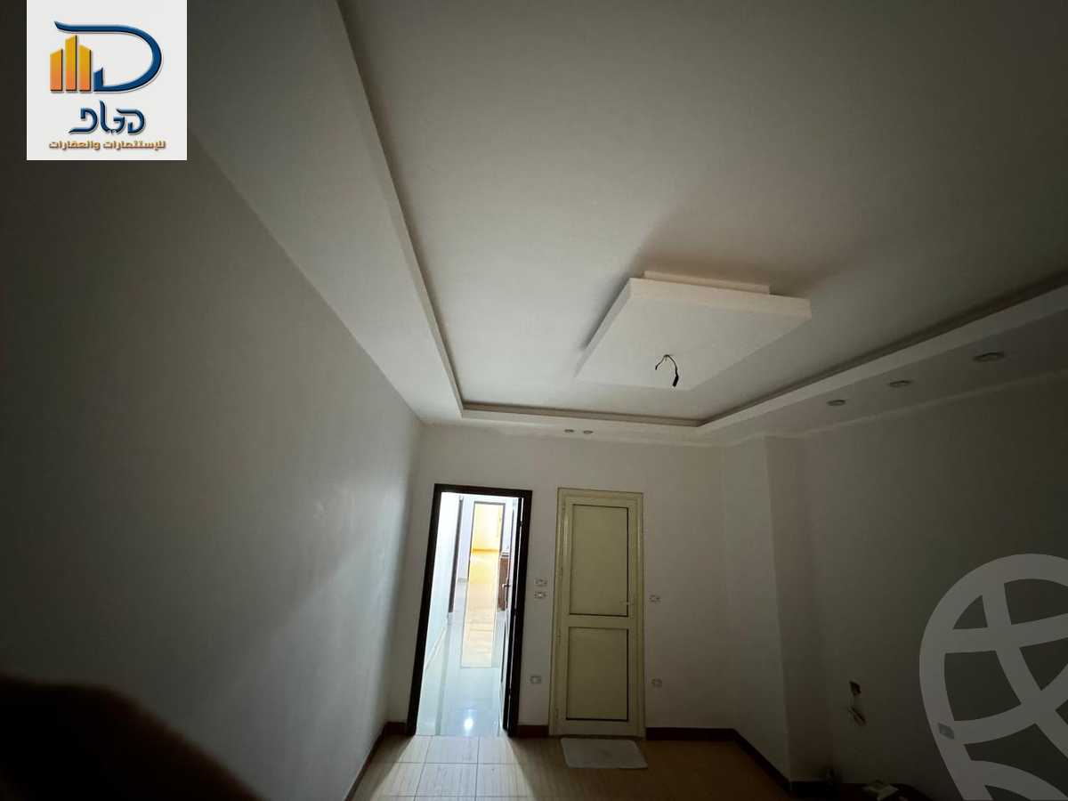 https://aqarmap.com.eg/en/listing/5455408-for-sale-cairo-new-cairo-first-settlement-neighbourhood-10-el-shaheed-abdul-fattah-ahmed-st