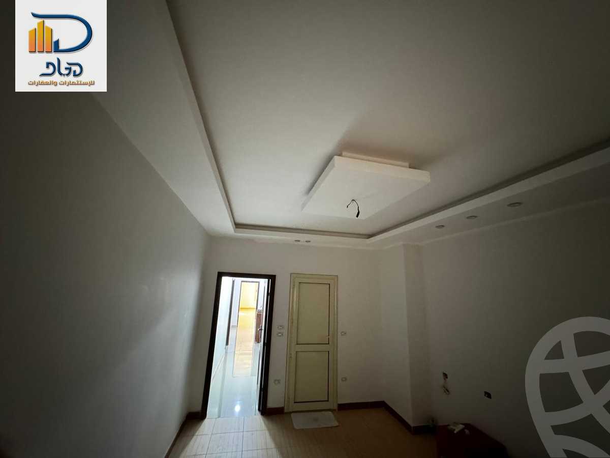 https://aqarmap.com.eg/en/listing/5455408-for-sale-cairo-new-cairo-first-settlement-neighbourhood-10-el-shaheed-abdul-fattah-ahmed-st