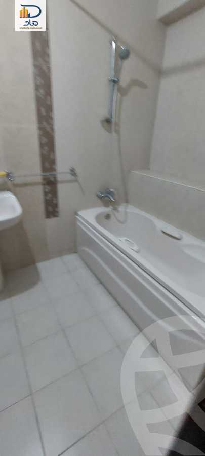 https://aqarmap.com.eg/en/listing/5566323-for-sale-cairo-new-cairo-el-yassamin-el-yasmeen-8