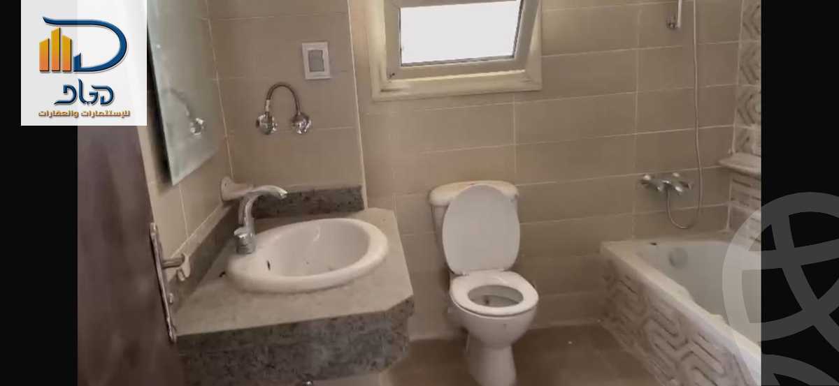 https://aqarmap.com.eg/en/listing/5566354-for-sale-cairo-new-cairo-compounds-jyd