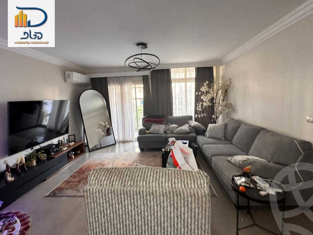 https://aqarmap.com.eg/en/listing/5566354-for-sale-cairo-new-cairo-compounds-jyd