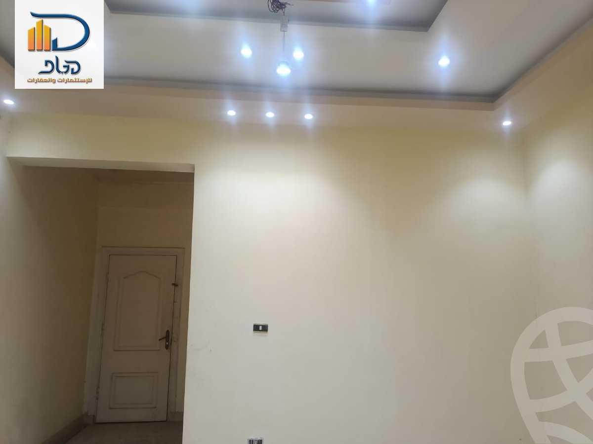 https://aqarmap.com.eg/ar/listing/5664586-for-rent-cairo-new-cairo-el-ahyaa-fourth-neighborhood-street-1