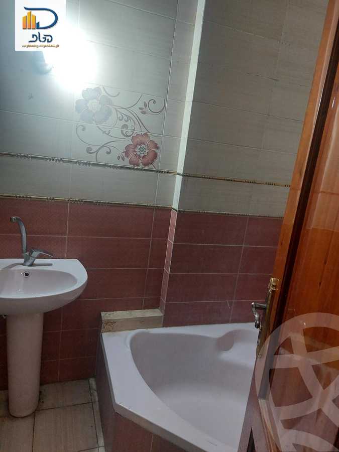 https://aqarmap.com.eg/ar/listing/5674572-for-rent-cairo-new-cairo-el-ahyaa-fifth-neighborhood-akhnaton-st